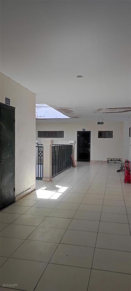 Chính chủ bán chung cư 2 ngủ tại khu nhà ở cao tầng số 37/67 đức giang  3,78 tỷ