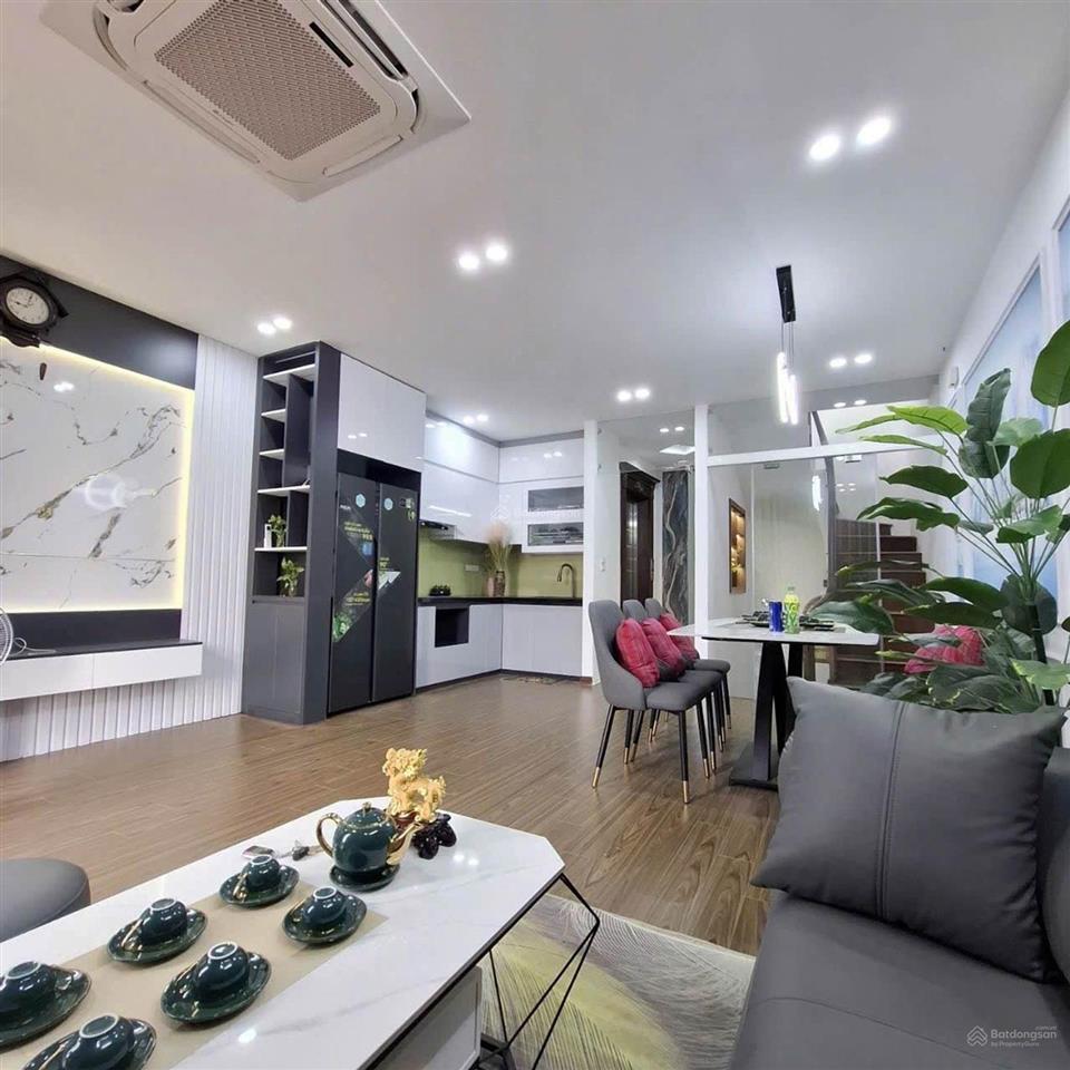 2 ô tô trong nhà, 7 tầng thang máy, ngõ và mặt tiền rộng thênh thang, s 46m2 tại vương thừa vũtx