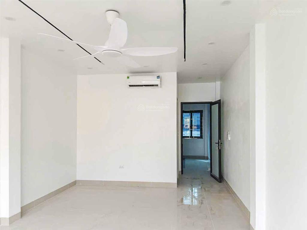 Cho thuê nhà 5 tầng mới xây cổ điển tứ hiệp thanh trì, vừa ở vừa văn phòng 50m2, chỉ 15 triệu/tháng