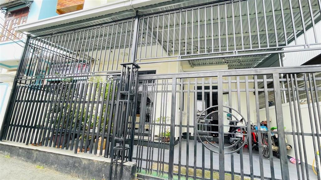 Siêu hot giá tốt hiếm có cần bán nhà phố hẻm xe hơi đường mê linh, p.9, đà lạt