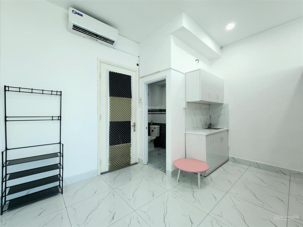 Căn hộ tách bếp cửa sổ view kính full nội thất ngay tân sơn nhì gần aeon tân phú