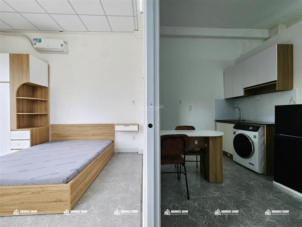 Căn hộ 1pn ban công full nội thất máy giặt riêng đối diện etown cộng hòa