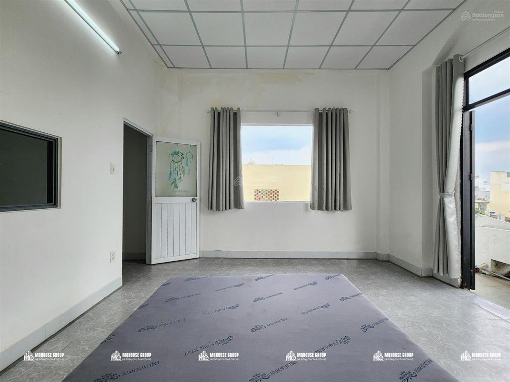 Căn hộ 1pn ban công full nội thất máy giặt riêng đối diện etown cộng hòa