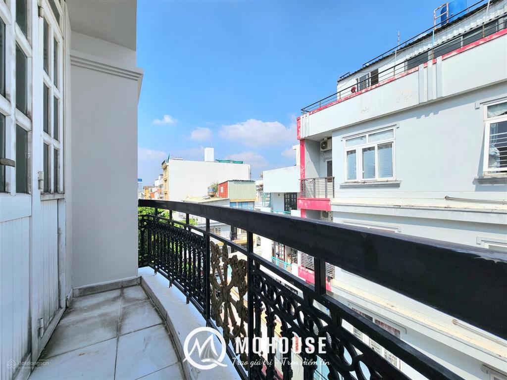Căn hộ studio full nội thất ngay nhất chi mai  hoàng hoa thám gần etown cộng hòa