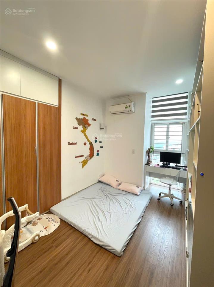 Bán căn hộ toà usilk ,tố hữu 75m 2 ngủ 2wc  tầng cao thoáng hướng mát, giá 5.5 tỷ