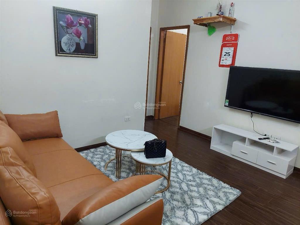 Chính chủ bán căn hộ toà 137 nguyễn ngọc vũ  80m 3 ngủ full đồ ở ngay  giá 6.3 tỷ.  0978 820 ***