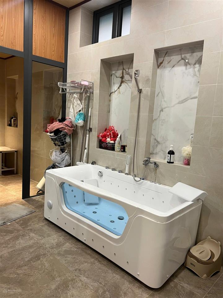 Bán đất và biệt thự cao cấp dưới chân đèo prenn  tp. đà lạt