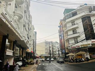 Bán khách sạn 30 phòng ngay khu hoà bình  trung tâm tp. đà lạt