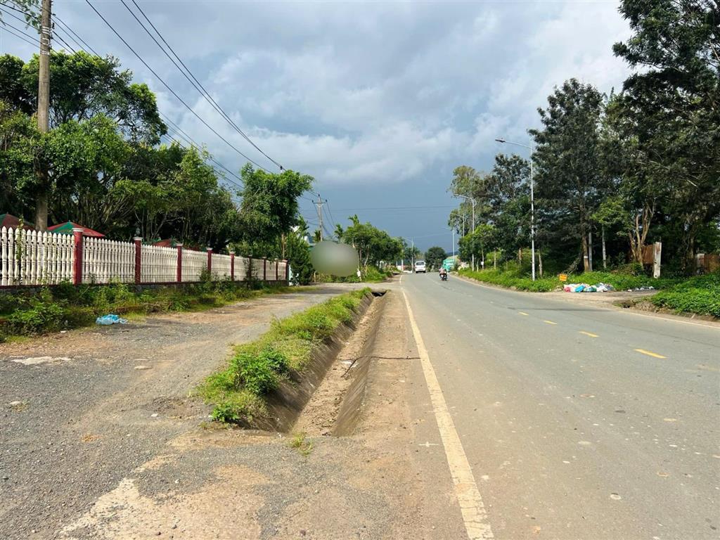 Bán quỹ đất rộng 33.000m mặt tiền quốc lộ 27  huyện đức trọng