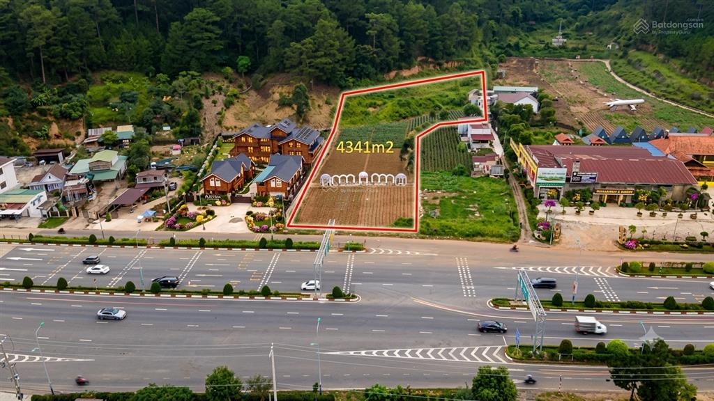 Bán đất làm showroom  ngay chân đèo prenn  cửa ngõ lên tp.đà lạt