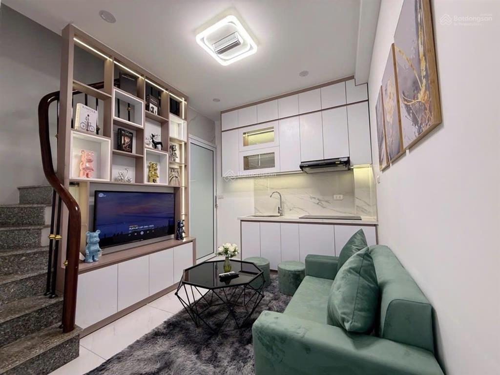 Trung tâm bạch mai, hai bà trưng | ô tô đỗ cửa | 25m x 5 tầng | chỉ 5,45 tỷ