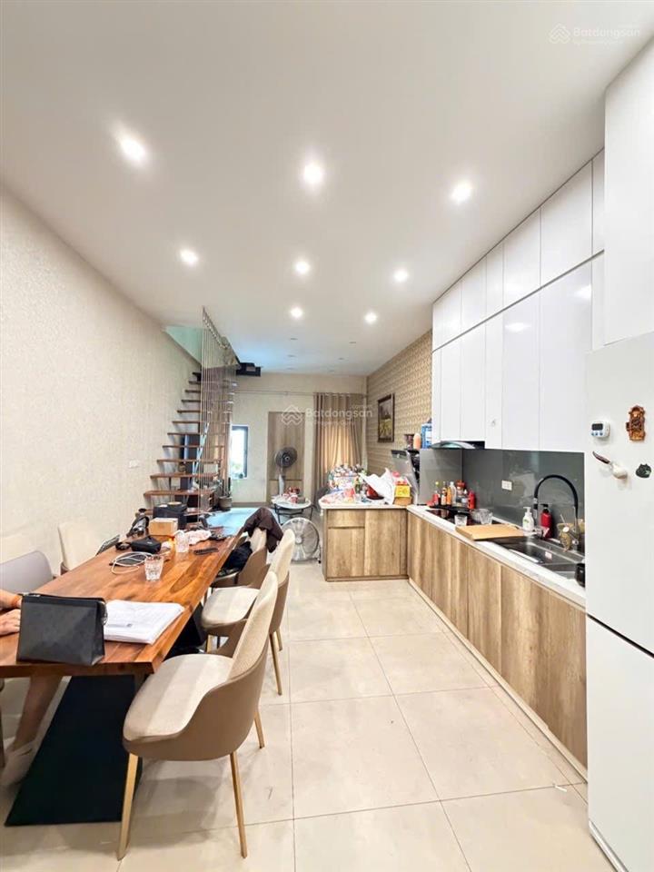 Mặt phố trần quốc toản hoàn kiếm 40m2 x 3 tầng 3 mặt thoáng 17 tỷ