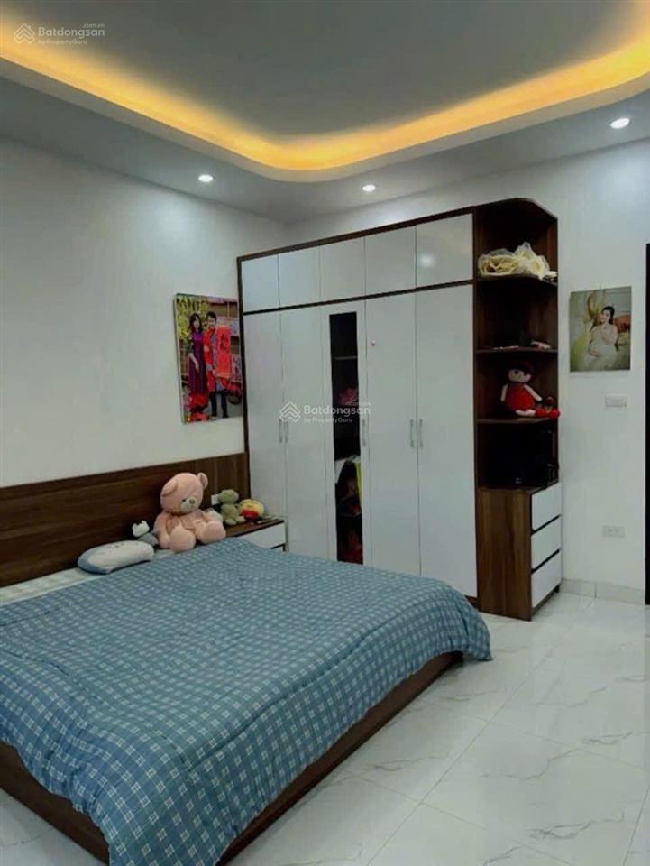 Nhà 5 tầng võ thị sáu 30m ô tô sát nhà sổ nở hậu
