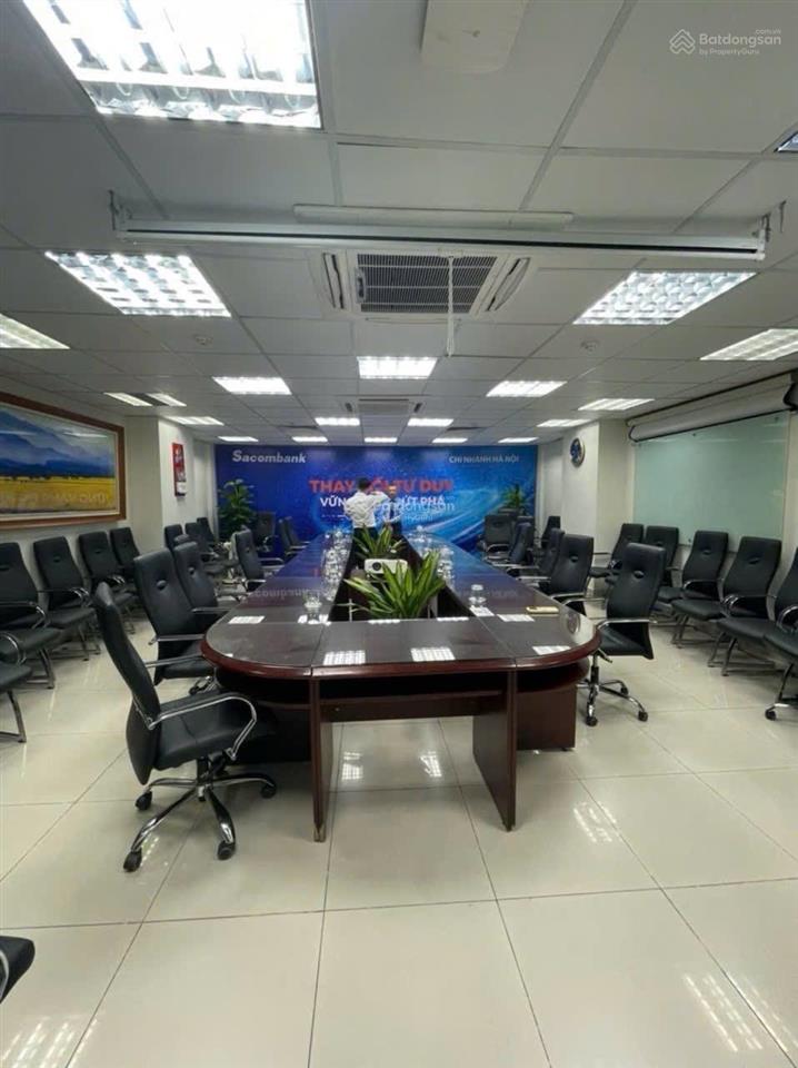 168 tỷ tòa nhà mặt phố hòa mã, hai bà trưng.
diện tích 200m2 x 8 tầng  1 tầng hầm