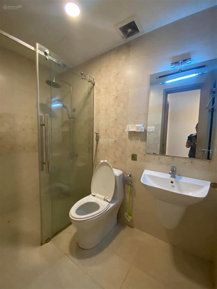 Chủ định cư nước ngoài bán gấp 1050 bình thạnh 75m2 2pn