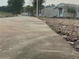 Chính chủ chuyển nhượng đất xã đồi 100m2 chỉ 3 tỷ 300 triệu