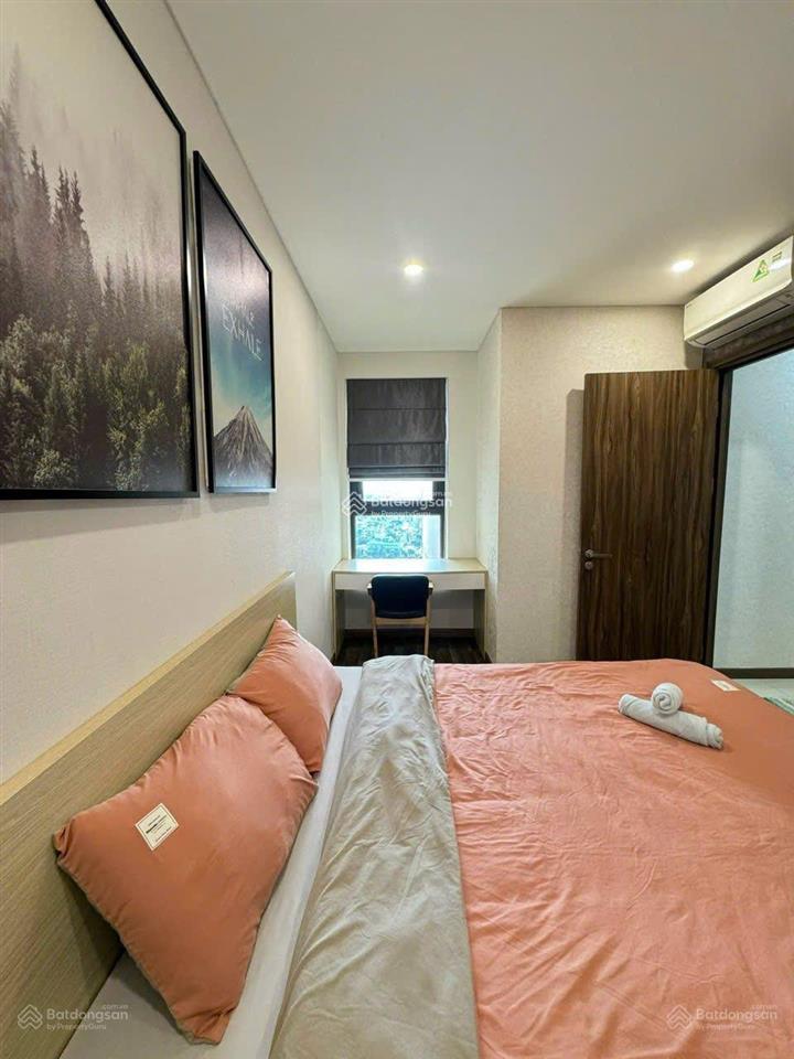 Chuyển nhượng gấp căn hộ cao cấp quận 7 riviera point 75m2 2pn chỉ 2 tỷ 400 triệu