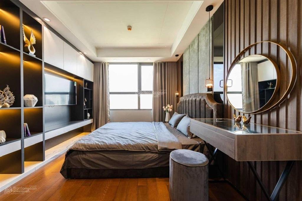 Chính chủ cần bán gấp căn hộ cao cấp ngay sân bay, carillon 3 75m2 2pn