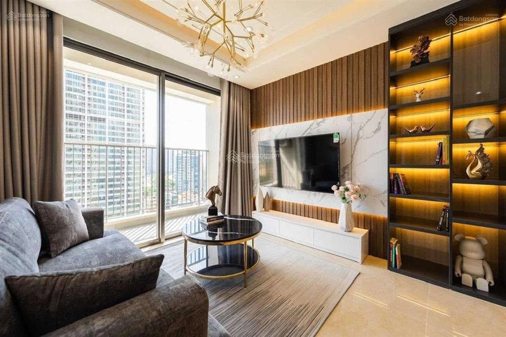 Chính chủ cần bán gấp căn hộ cao cấp ngay sân bay, carillon 3 75m2 2pn