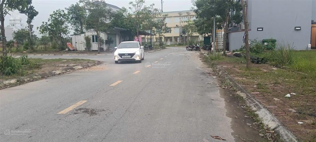 Bán đất đấu giá thị trấn đại nghĩa mỹ đức hà nội dt 102m2 mt 5,5 m 5 tỷ 3  0386 942 ***