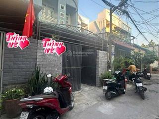 Nhà 1 trệt 2 lầu giá rẻ, quận 2