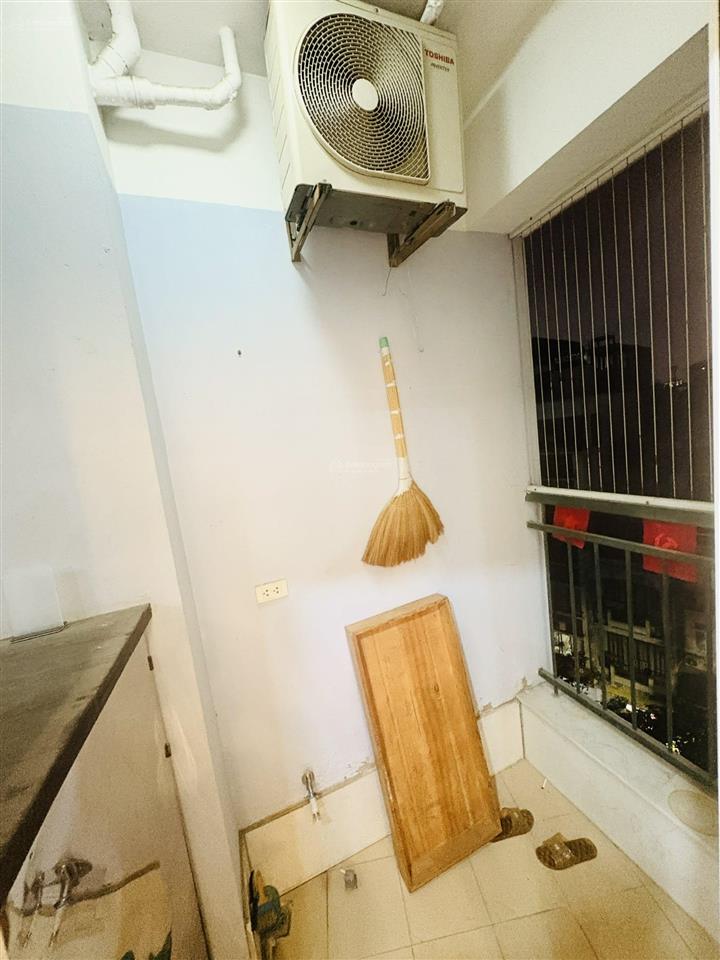 Cho thuê căn hộ 72m2 văn minh thoáng đẹp tiện ích ngay hồ hoàng cầu,17,5tr/tháng  0903 469 ***