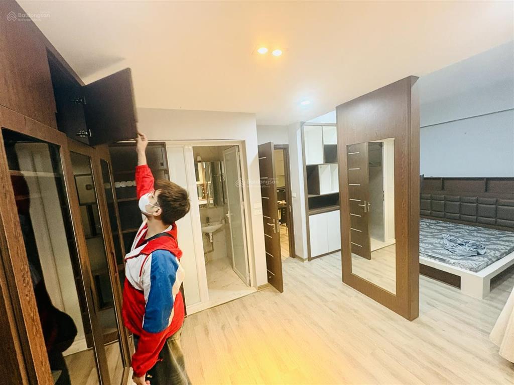 Cho thuê căn hộ 72m2 văn minh thoáng đẹp tiện ích ngay hồ hoàng cầu,17,5tr/tháng  0903 469 ***