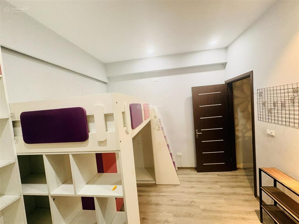 Cho thuê căn hộ 72m2 văn minh thoáng đẹp tiện ích ngay hồ hoàng cầu,17,5tr/tháng  0903 469 ***