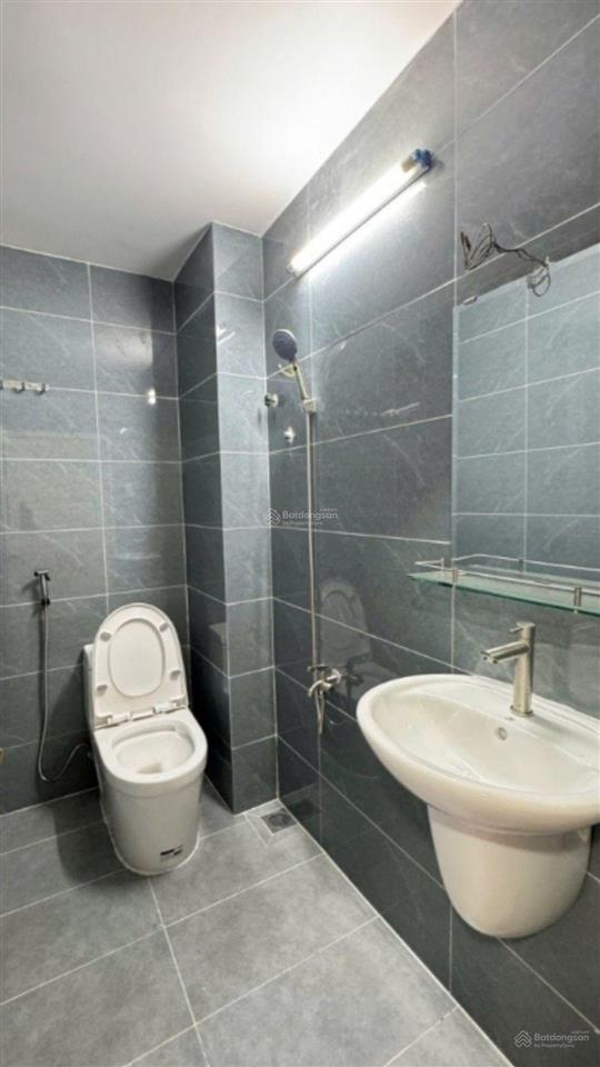 Đường số 14 q8  lô góc đường lớn  vỉa hè 4m  5 tầng  9.2 t ỉ