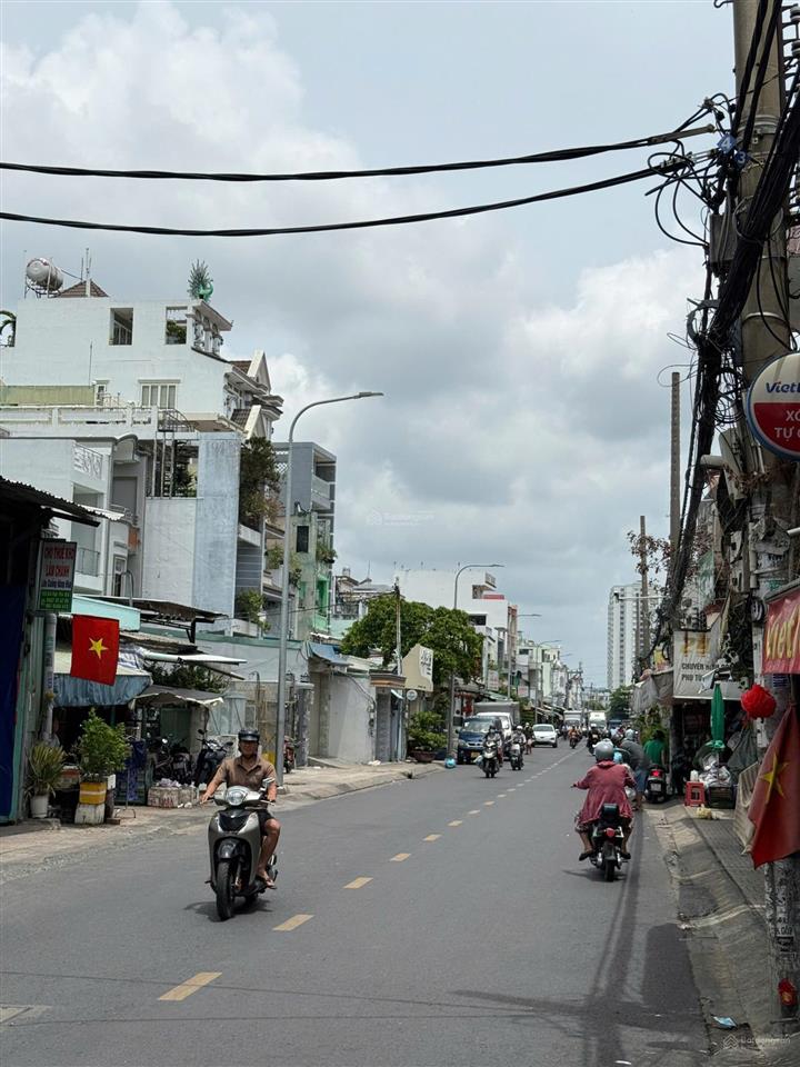 Mtkd bãi sậy  mai xuân thưởng 6.1x30m nở hậu 7.7m ngay khu chợ lớn