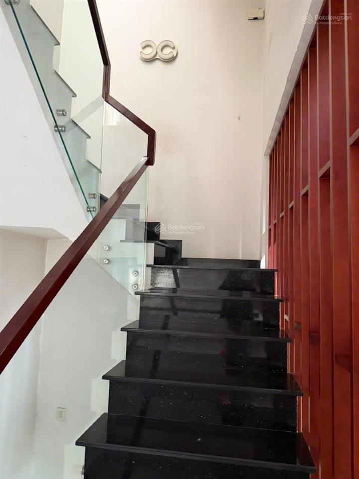 Nhà mặt tiền đường số 16  tên lửa 6x21.5m 1 trệt 2 lầu st ngay công viên