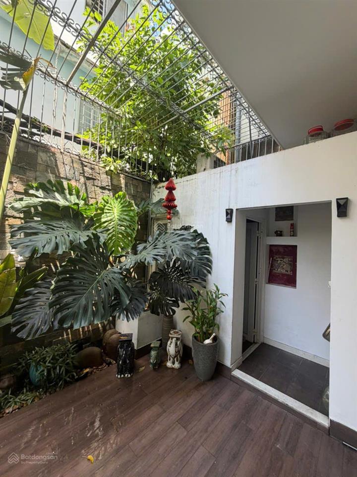 Nhà mặt tiền đường số 16  tên lửa 6x21.5m 1 trệt 2 lầu st ngay công viên