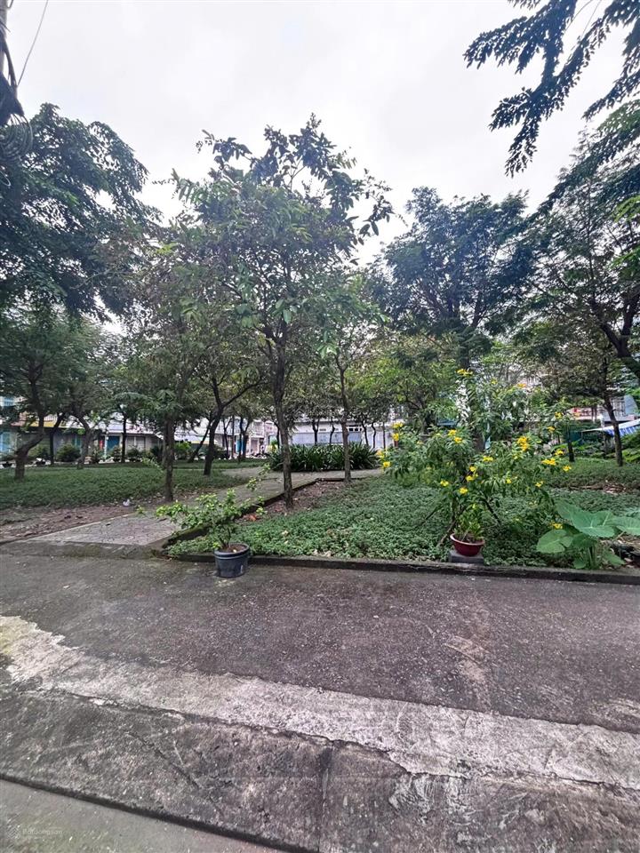 Mặt tiền nội bộ bình phú  sát đường số 23, 4x16m 1 trệt 2 lầu ngay công viên