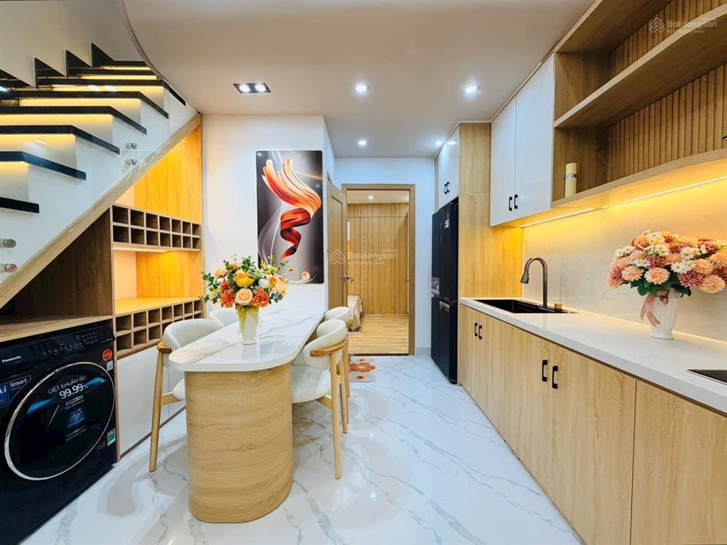 Ông hoàng cần bán nhanh trong tháng 1 trả tiền đáo hạn gấp nhà hòa hưng, p.13, q.10  giá 1 tỷ 870