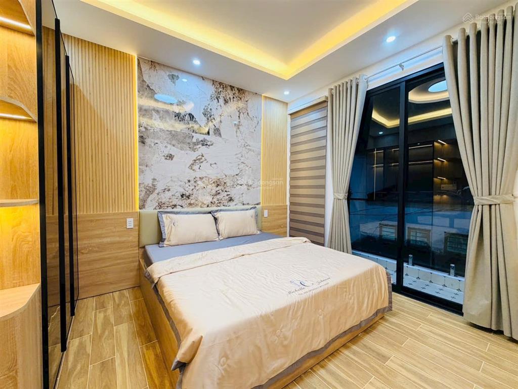 Ông hoàng cần bán nhanh trong tháng 1 trả tiền đáo hạn gấp nhà hòa hưng, p.13, q.10  giá 1 tỷ 870