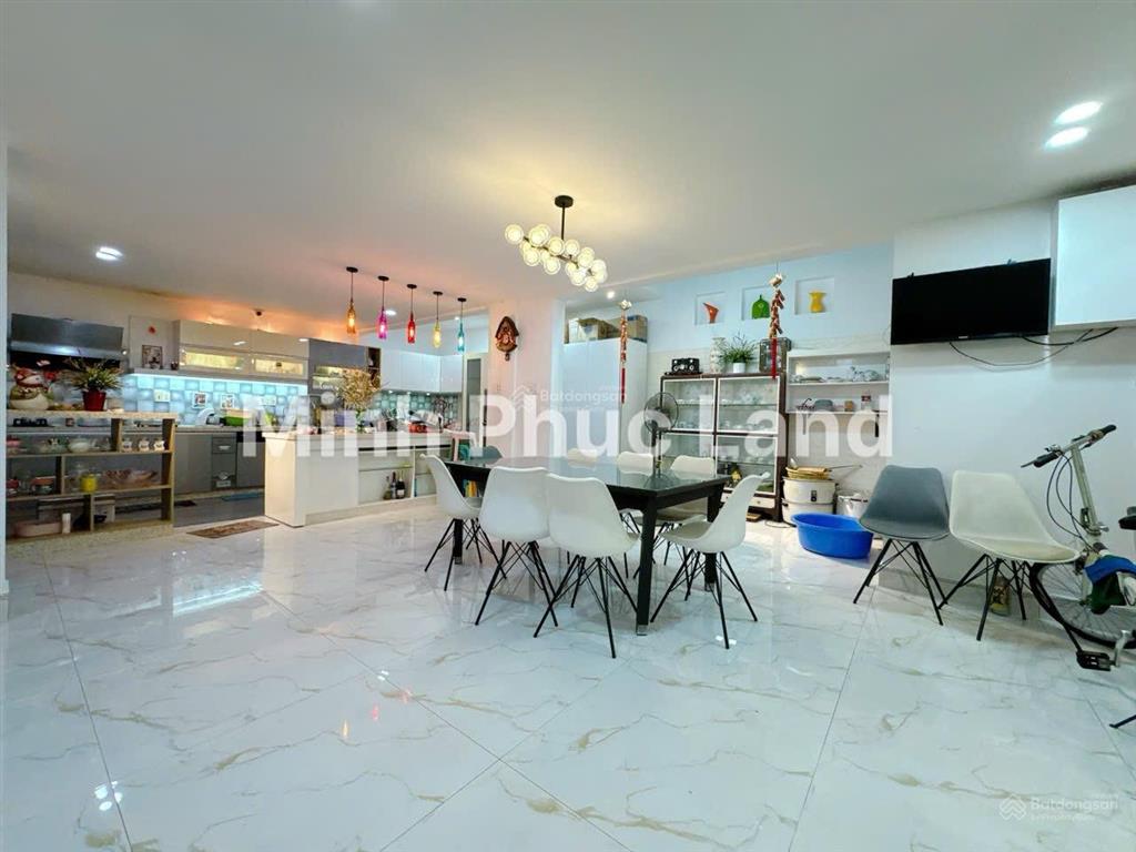 Nhà 3 tầng đúc hxh nguyễn thị thập quận 7  ngang lớn 8m  137.8m  chỉ hơn 14 tỷ 9