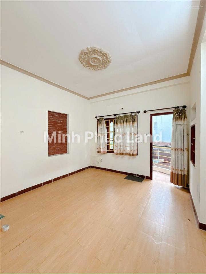 Bán nhà nguyễn thị thập gần chợ tân mỹ quận 7 4m x 18m 3pn sổ hồng riêng