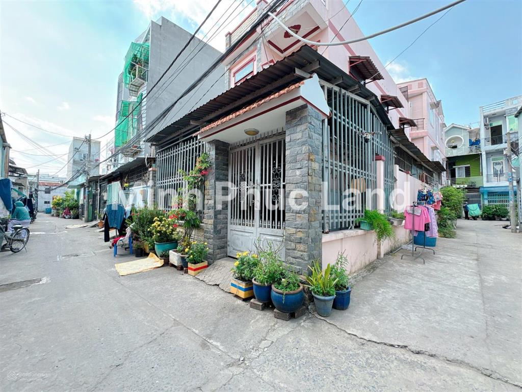 Nhà cũ tiện xây mới  p. phú thuận cạnh phú mỹ hưng quận 7  4m x 16m  4.59 tỷ
