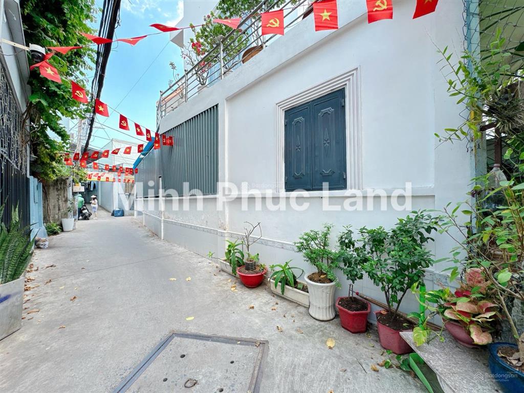 Nhà cũ tiện xây mới  p. phú thuận cạnh phú mỹ hưng quận 7  4m x 16m  4.59 tỷ