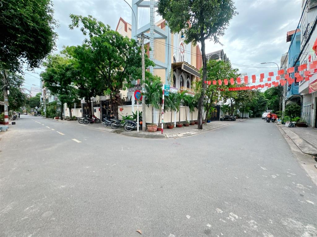 Mặt tiền 6 tầng đường số tân mỹ phú mỹ hưng quận 7