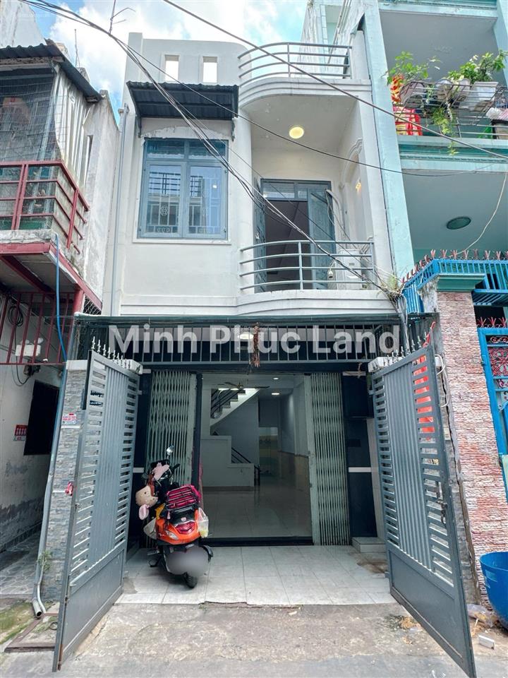 Mặt tiền đường số lý phục man quận 7  4x17,5m  sổ riêng không quy hoạch
