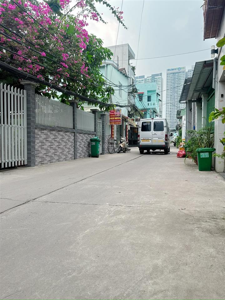 Nhà 3 tầng btct 4m x 30m  4pn xe hơi trong nhà huỳnh tấn phát, phú thuận quận 7