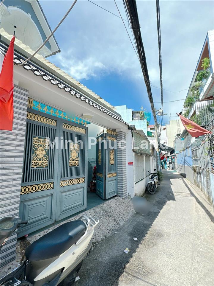 Nhà 1 đời chủ 4,6 x 25m 4pn  huỳnh tấn phát kế phú mỹ hưng quận 7  hoàn công