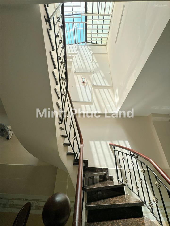 Cực hiếm nhà hẻm xe hơi lâm văn bền, phường tân quy  4m x 15m  sổ hồng riêng 2026  hơn 6 tỷ