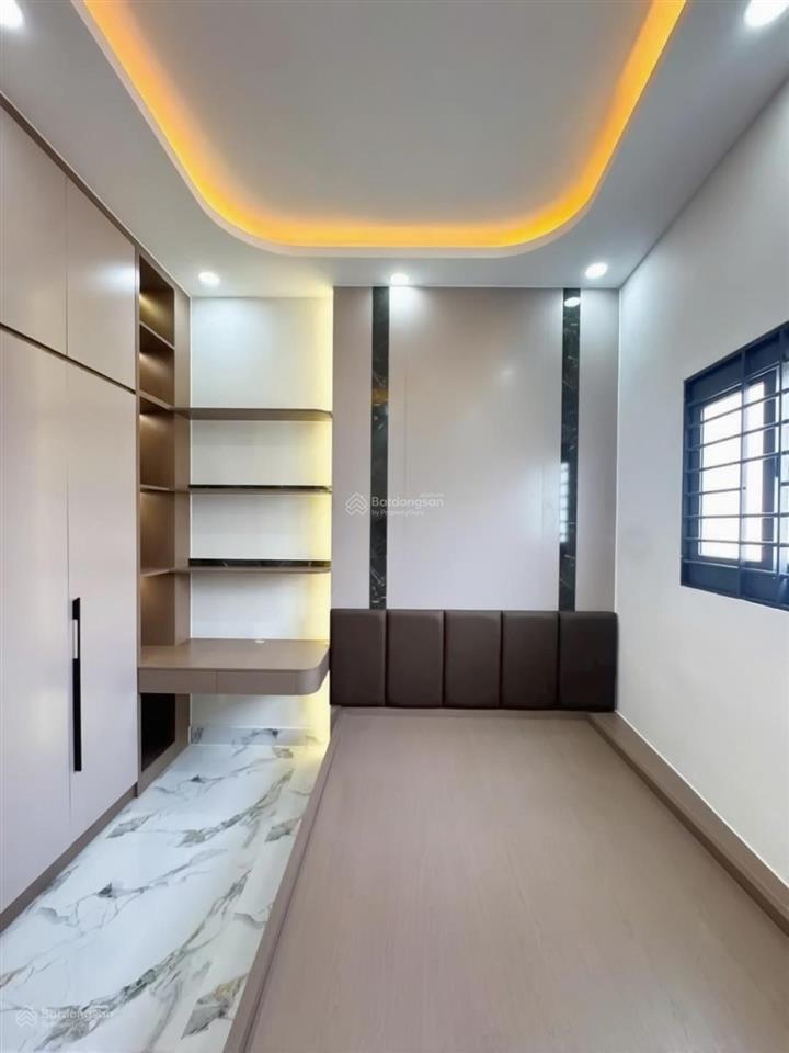 Nhà 1 lầu 2 pn tuyệt đẹp cách hẻm xe hơi huỳnh tấn phát 20m p.tân thuận.q7