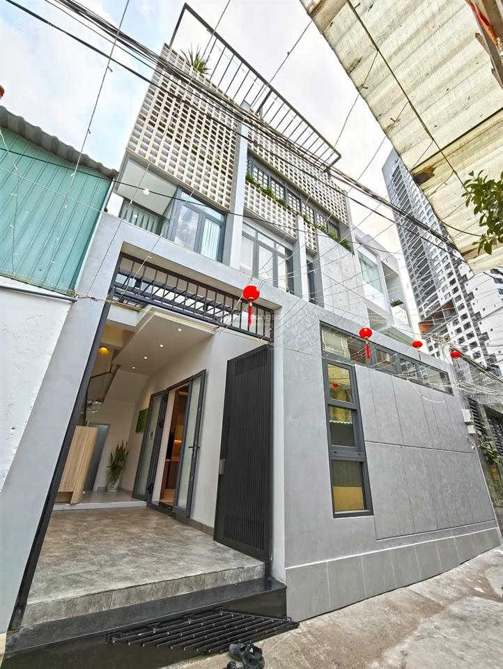 Nhà xây mới 100% đẹp lung linh 2 lầu st hẻm 4m huỳnh tấn phát, quận 7