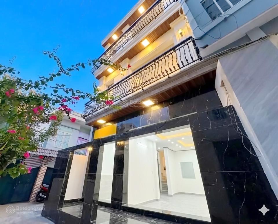 Biệt thự mini 3 lầu st xây mới 100% có thang máy hxh 1027 huỳnh tấn phát, quận 7