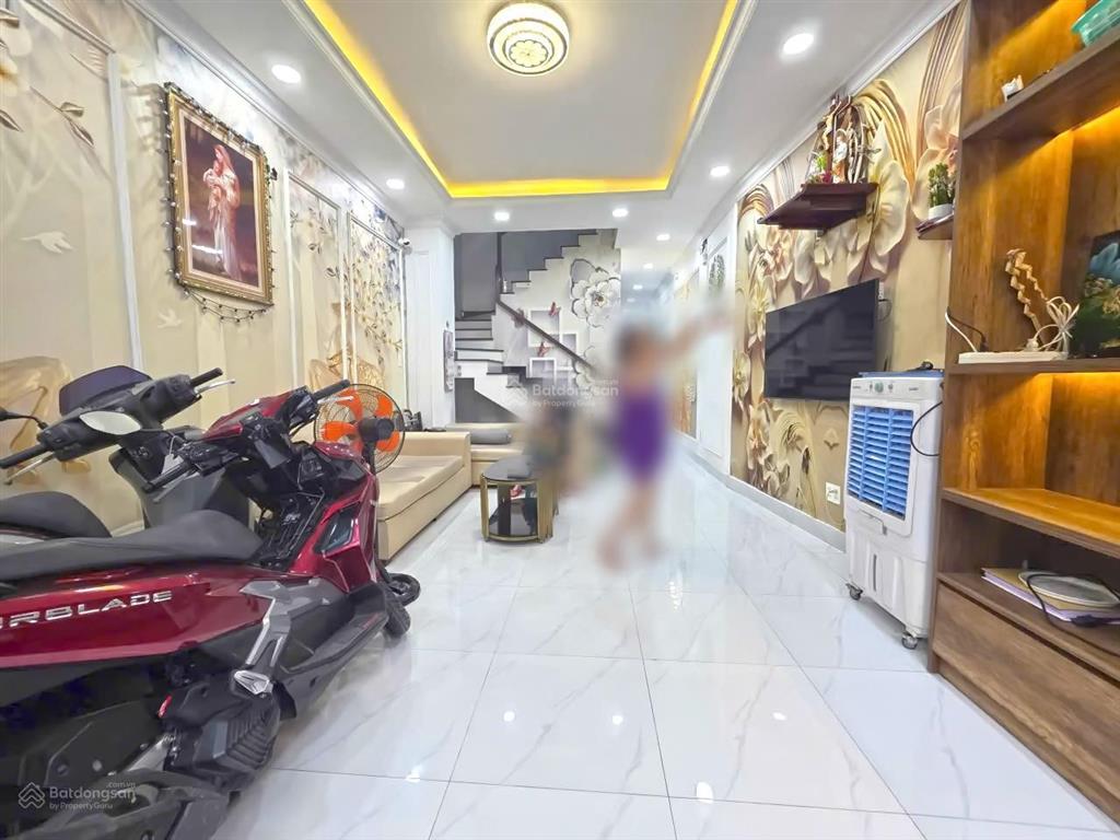 Nhà 2 lầu st hẻm 749 huỳnh tấn phát, p. phú thuận, quận 7