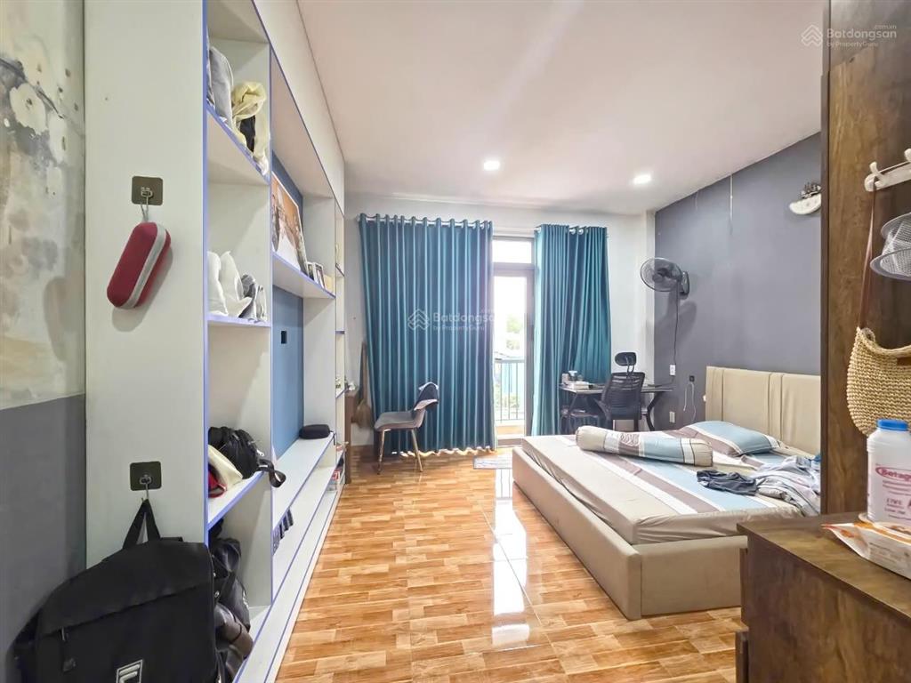 Nhà 2 lầu st hẻm 749 huỳnh tấn phát, p. phú thuận, quận 7