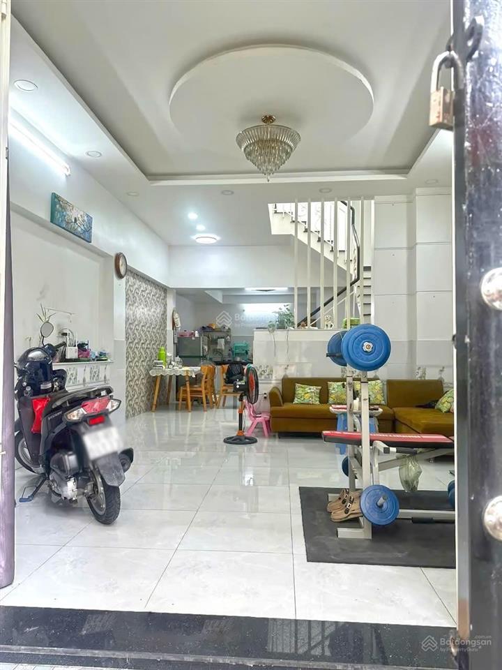 Nhà đẹp 1 lầu hẻm 861 trần xuân soạn ngay him lam, quận 7